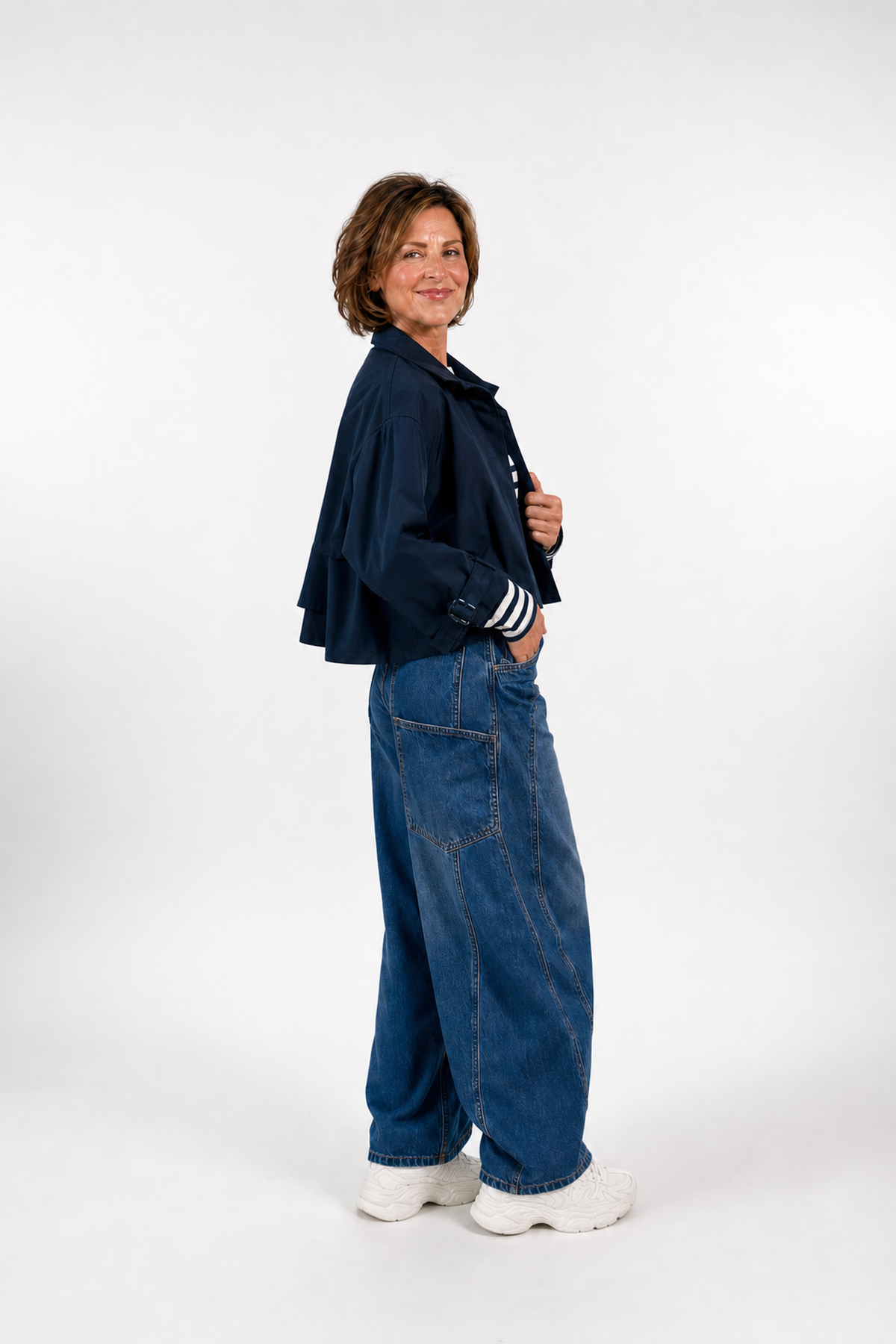 Trenchcoat Jackie