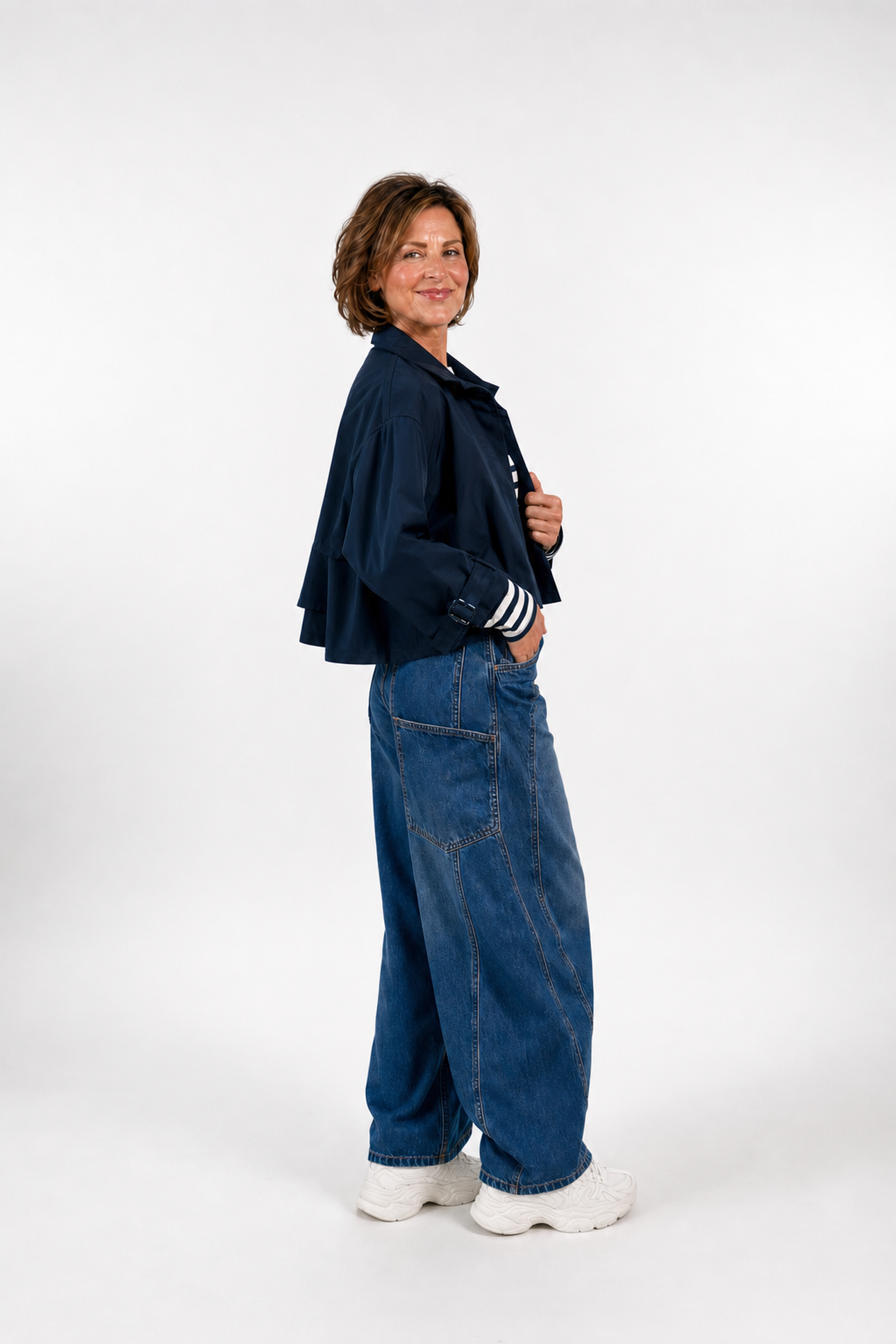 Trenchcoat Jackie
